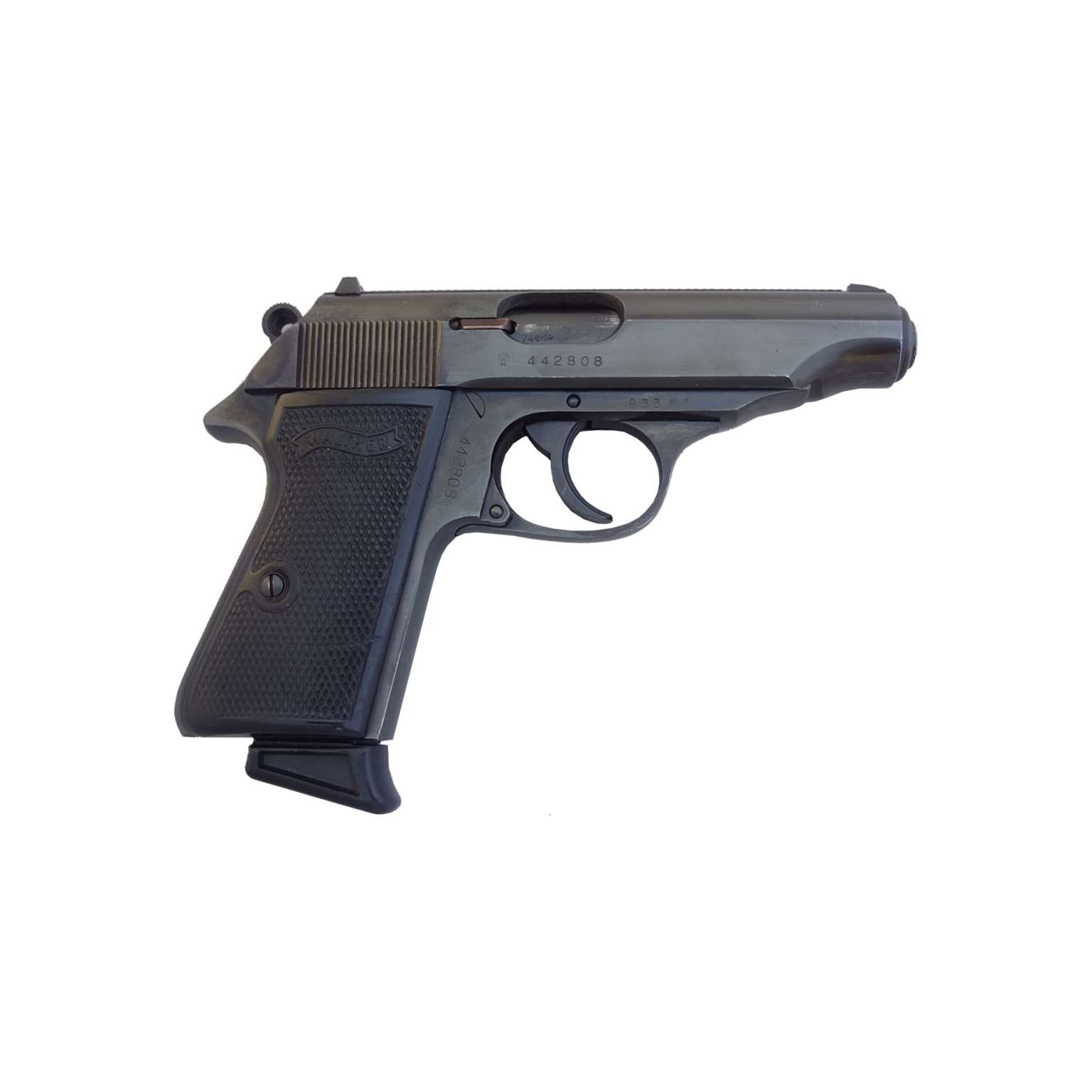 Proponiamo una Walther PP in calibro 7,65 Browning (.32 ACP), interessante e non comune versione destinata alla Polizia di Brema (Bremen Polizei). Un esemplare particolarmente ricercato dagli appassionati di armi storiche tedesche, pistole Walther ed ex ordinanza delle forze di polizia.